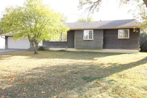 Welcome to 4117 82nd Avenue N, Brooklyn Park!