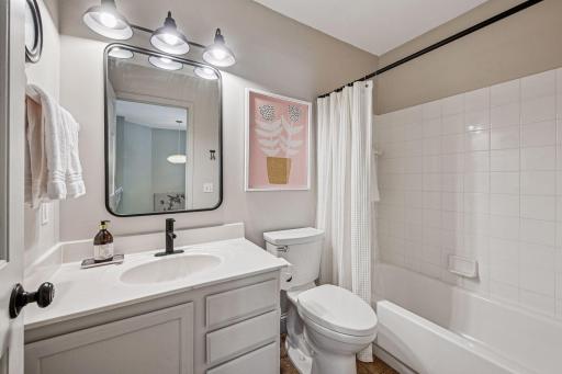 8537 Braxton Drive, Eden Prairie, MN 55347