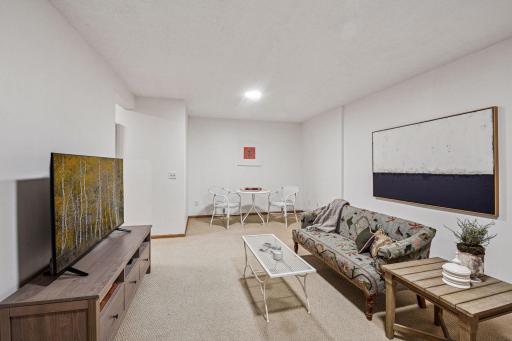8537 Braxton Drive, Eden Prairie, MN 55347