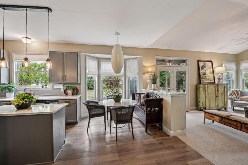 8537 Braxton Drive, Eden Prairie, MN 55347