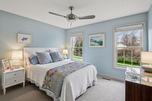 8537 Braxton Drive, Eden Prairie, MN 55347