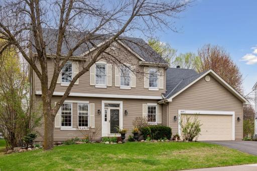 8537 Braxton Drive, Eden Prairie, MN 55347