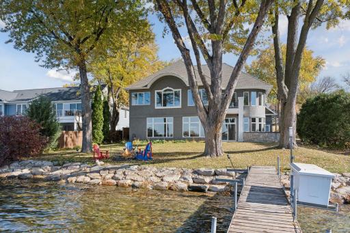 Nice flat yard and sandy bottom rip rap shoreline on this St Albans Bay beauty!