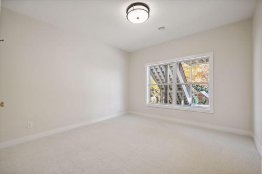 124 Chicago Avenue N, Wayzata, MN 55391