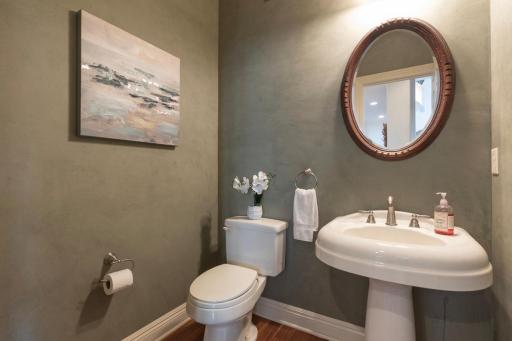 18827 Vogel Farm Trail, Eden Prairie, MN 55347
