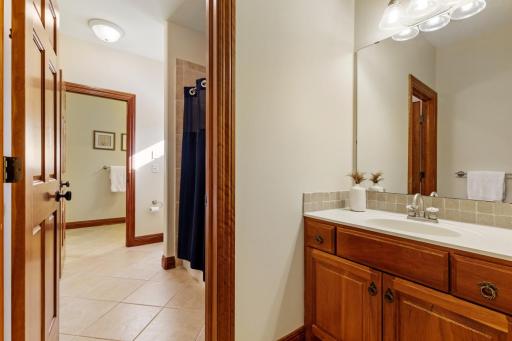 18827 Vogel Farm Trail, Eden Prairie, MN 55347