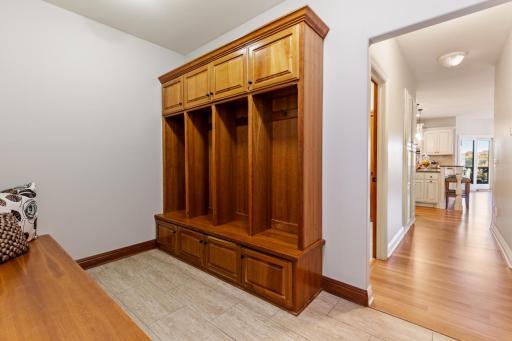 18827 Vogel Farm Trail, Eden Prairie, MN 55347