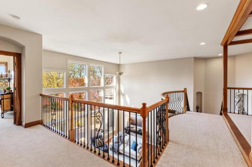 18827 Vogel Farm Trail, Eden Prairie, MN 55347