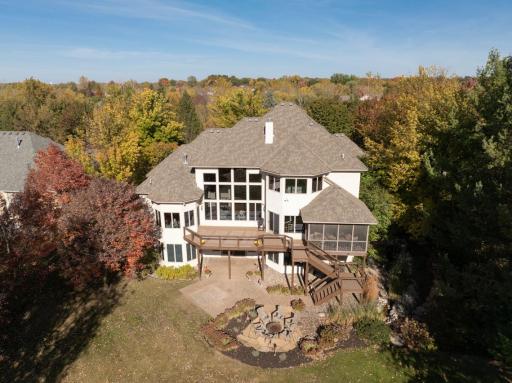 18827 Vogel Farm Trail, Eden Prairie, MN 55347