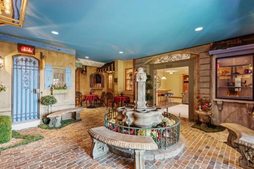 18827 Vogel Farm Trail, Eden Prairie, MN 55347