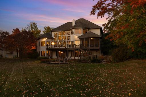 18827 Vogel Farm Trail, Eden Prairie, MN 55347