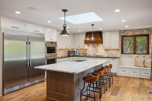4800 Killarney Drive, Golden Valley, MN 55422