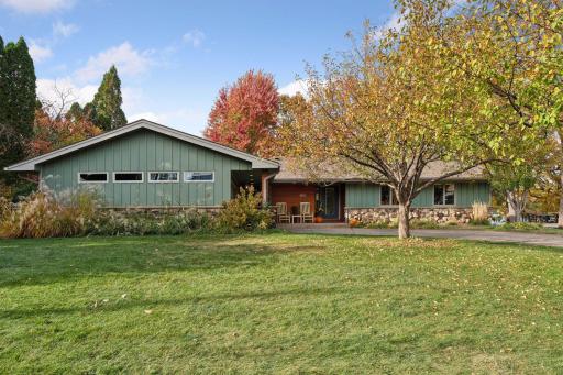 4800 Killarney Drive, Golden Valley, MN 55422