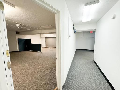 110 - 112 E Lincoln Avenue, Fergus Falls, MN 56537