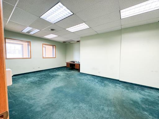 110 - 112 E Lincoln Avenue, Fergus Falls, MN 56537