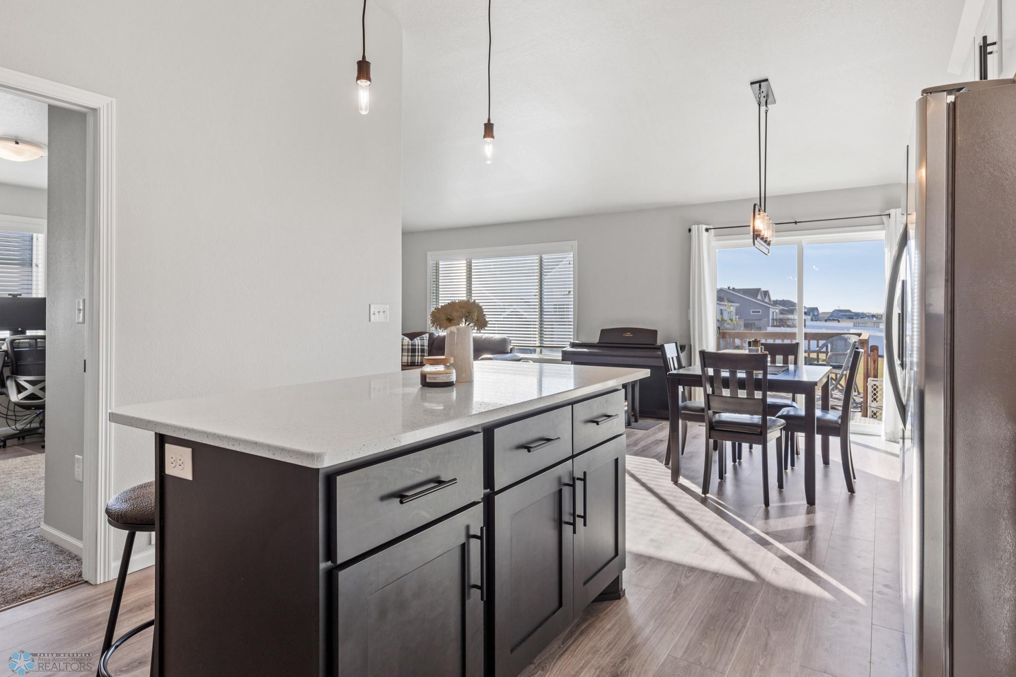 kitchen/dining