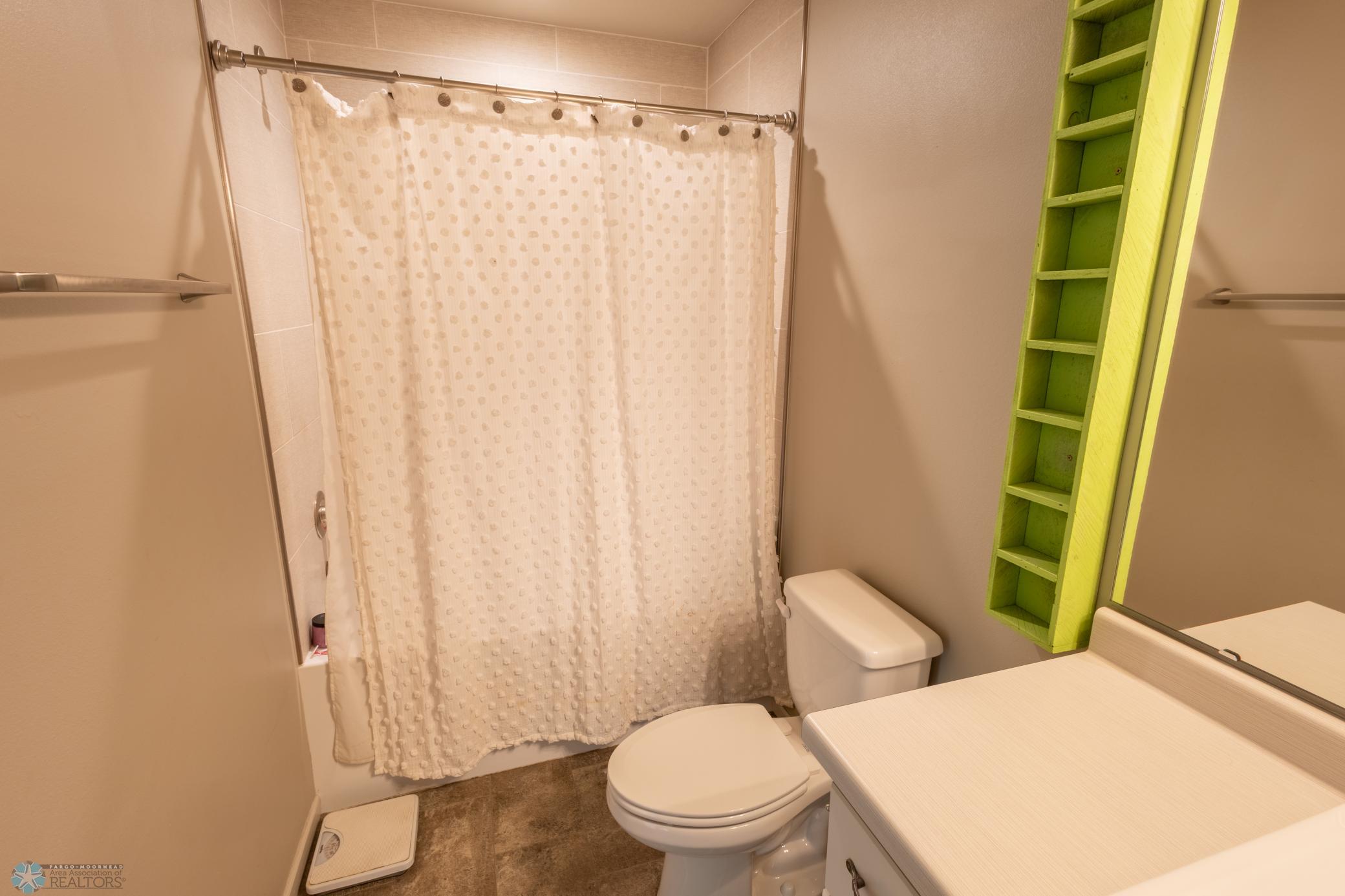 1817 42nd St S Moorhead-26.jpg
