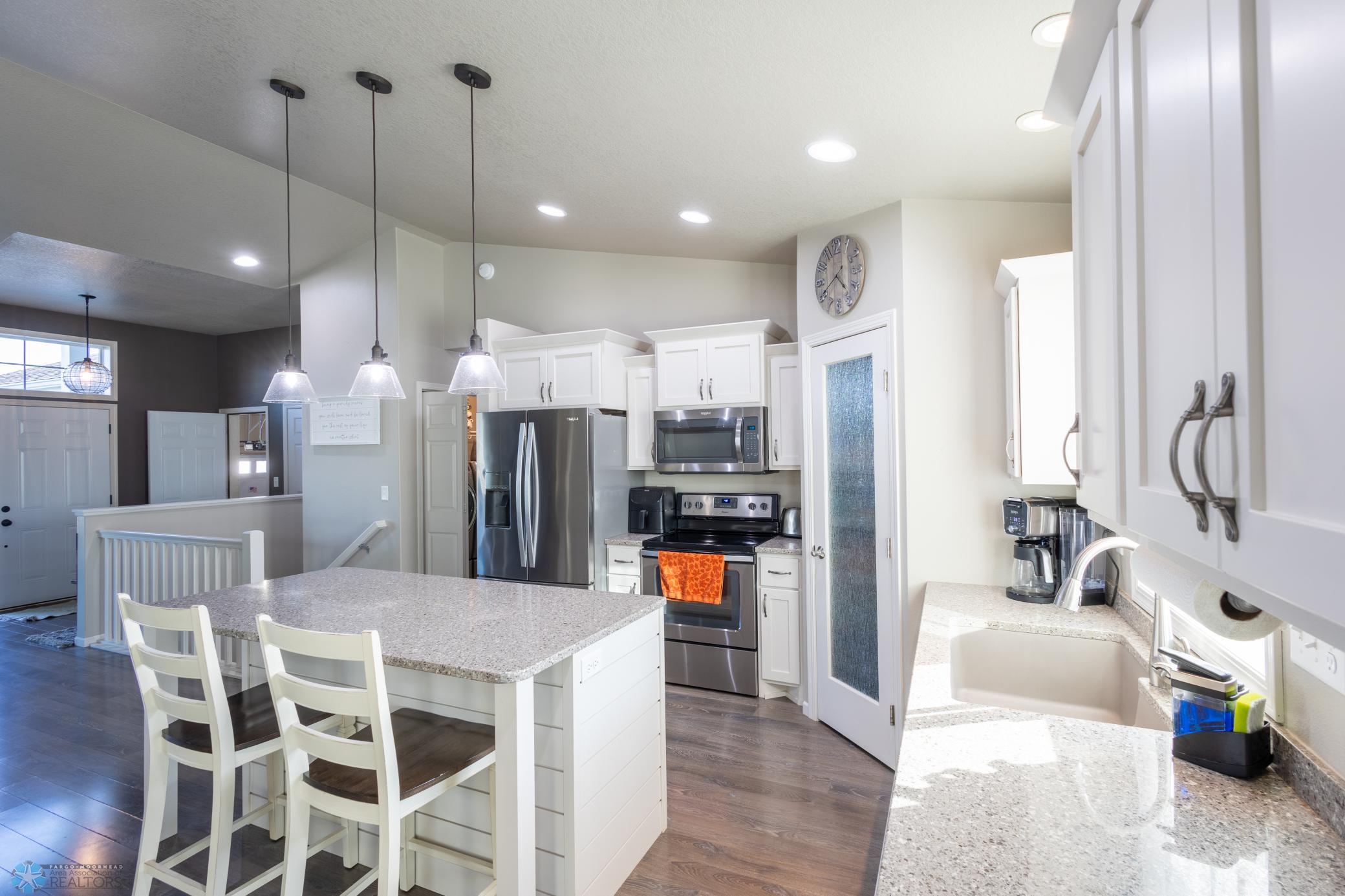 1817 42nd St S Moorhead-48.jpg
