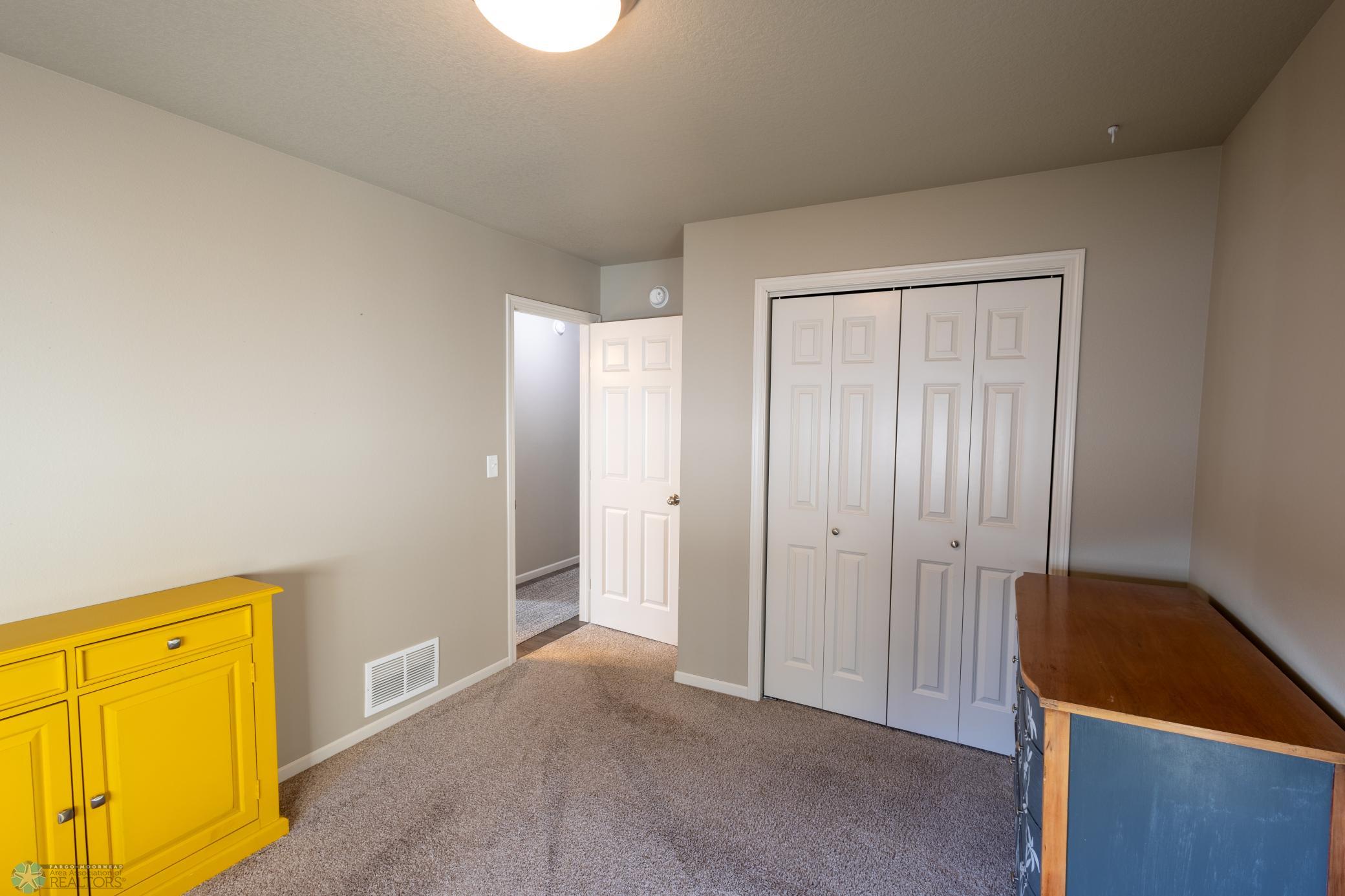 1817 42nd St S Moorhead-30.jpg