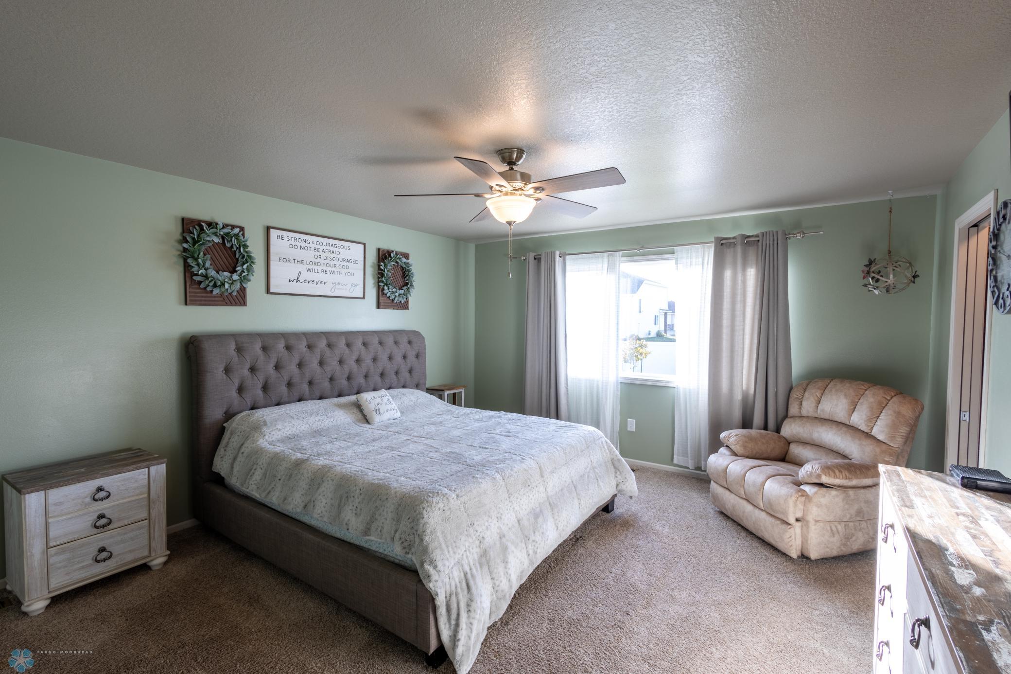 1817 42nd St S Moorhead-28.jpg