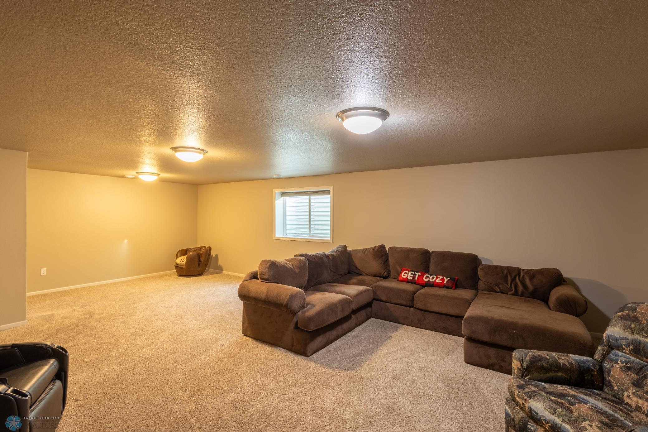 1817 42nd St S Moorhead-21.jpg