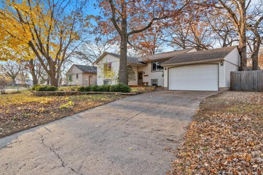 13340 Linwood Forest Circle, Champlin, MN 55316