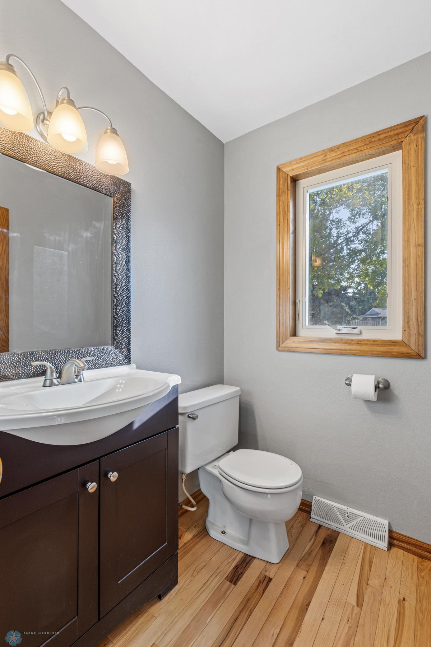 1/2 Bath