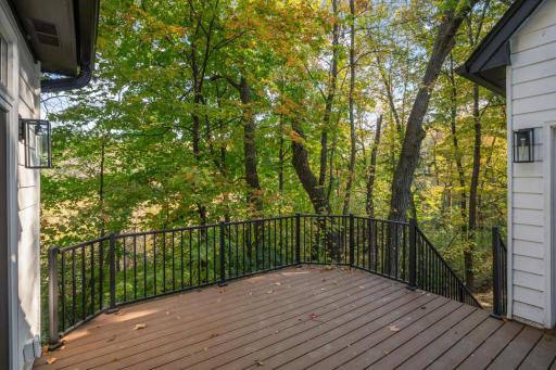19725 Chimo West Street, Wayzata, MN 55391