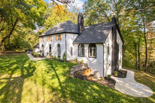 19725 Chimo West Street, Wayzata, MN 55391