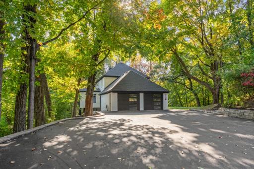 19725 Chimo West Street, Wayzata, MN 55391