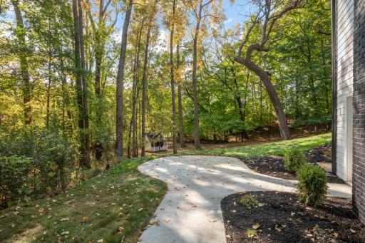 19725 Chimo West Street, Wayzata, MN 55391