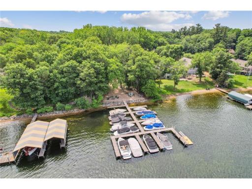 19725 Chimo West Street, Wayzata, MN 55391