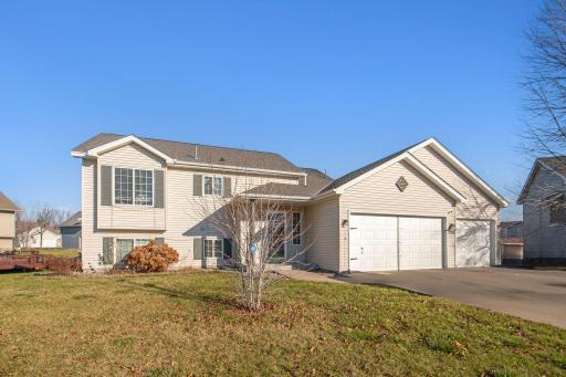 10150 31st Court NE, Saint Michael, MN 55376