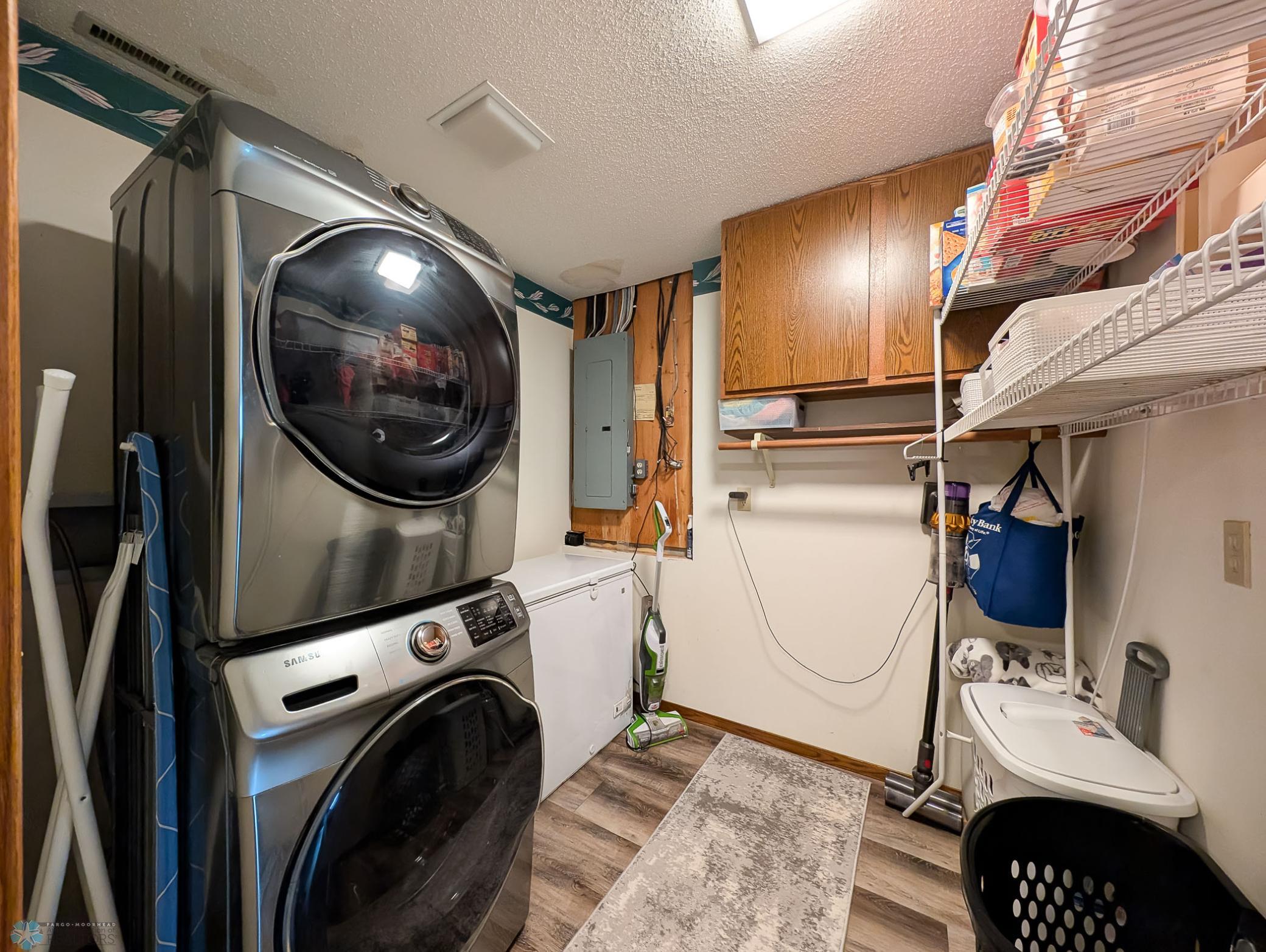 L2P054-160702071.jpg