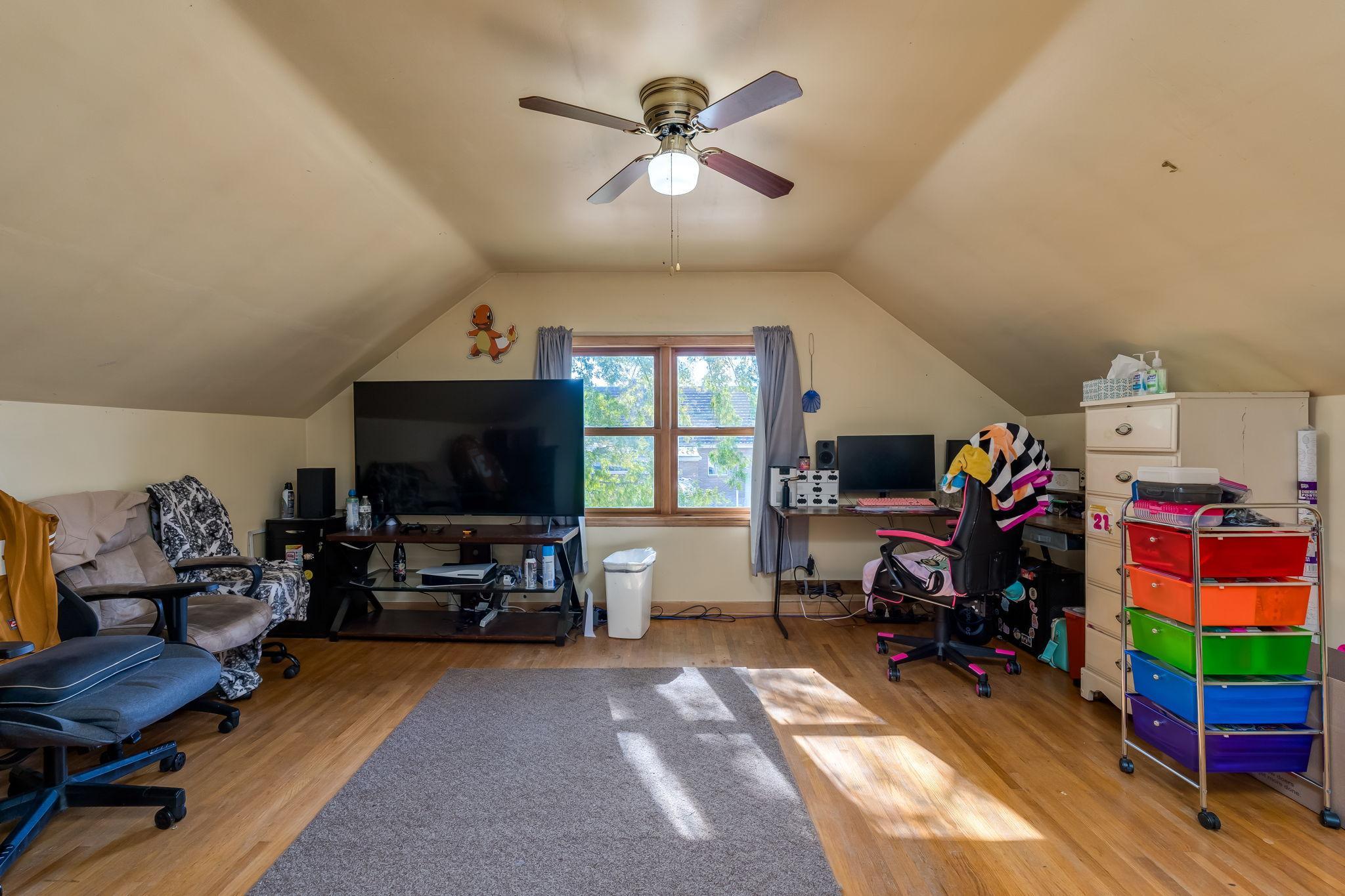 14197 626th Ave-18.jpg