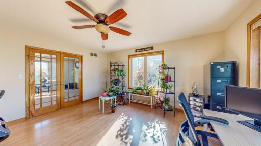 807 Rodeo Drive SE, Pine Island, MN 55963