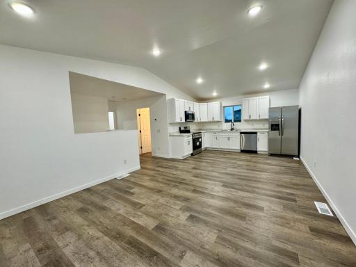 520 Garfield Street SE, Warroad, MN 56763