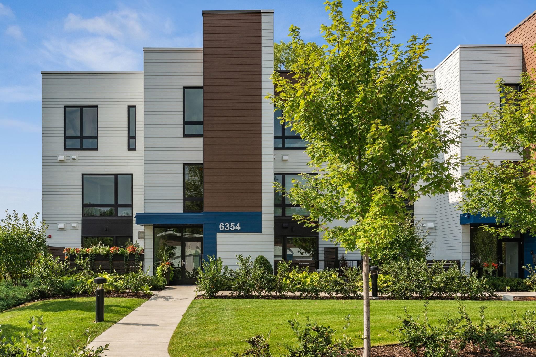 Front entrance to Condominium