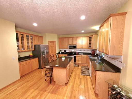 7329 Taylor Drive, Savage, MN 55378