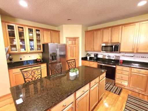 7329 Taylor Drive, Savage, MN 55378