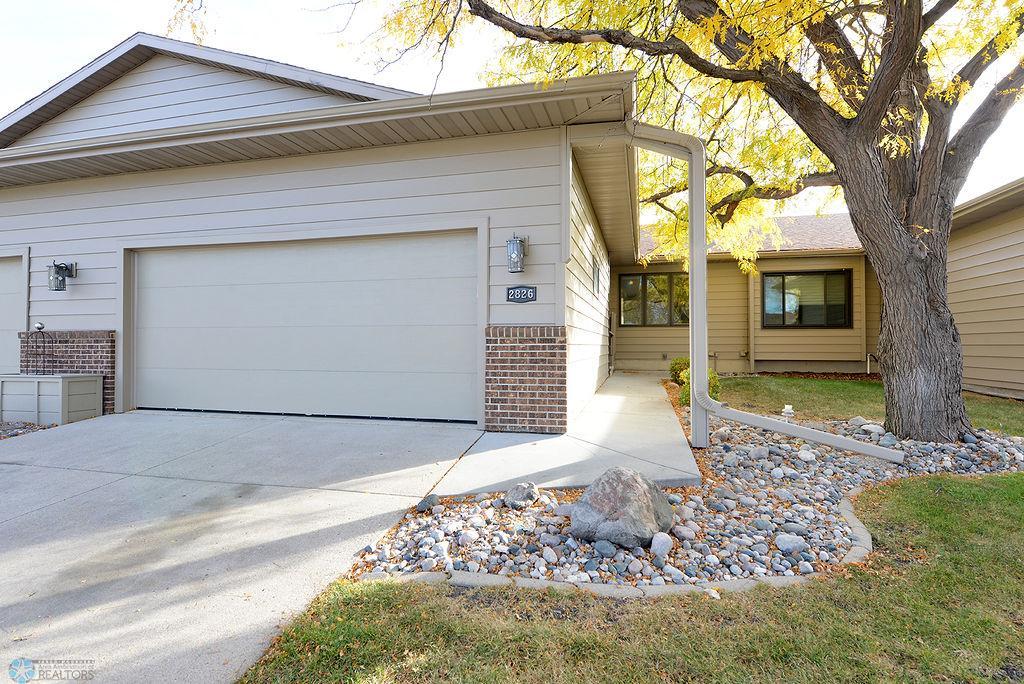 Bluemont Lakes Townhome
