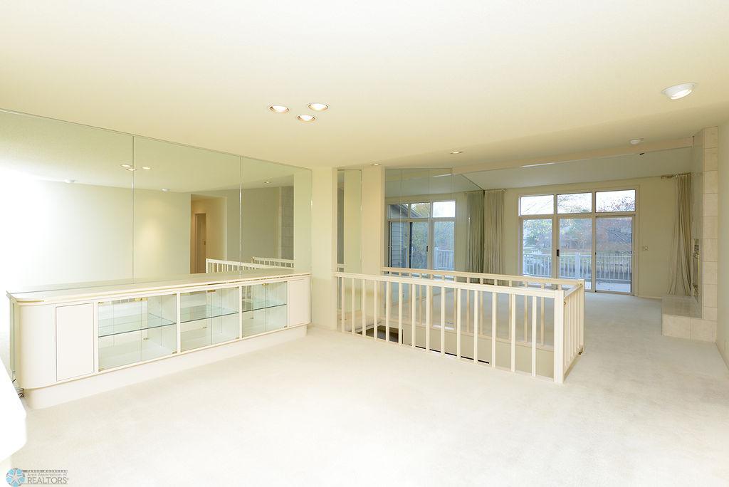 Formal Dining