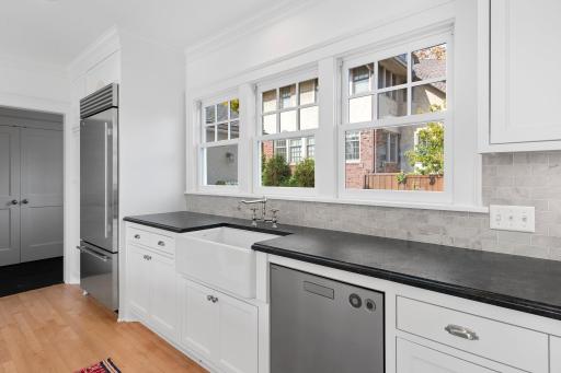 1919 S Girard Avenue S, Minneapolis, MN 55403