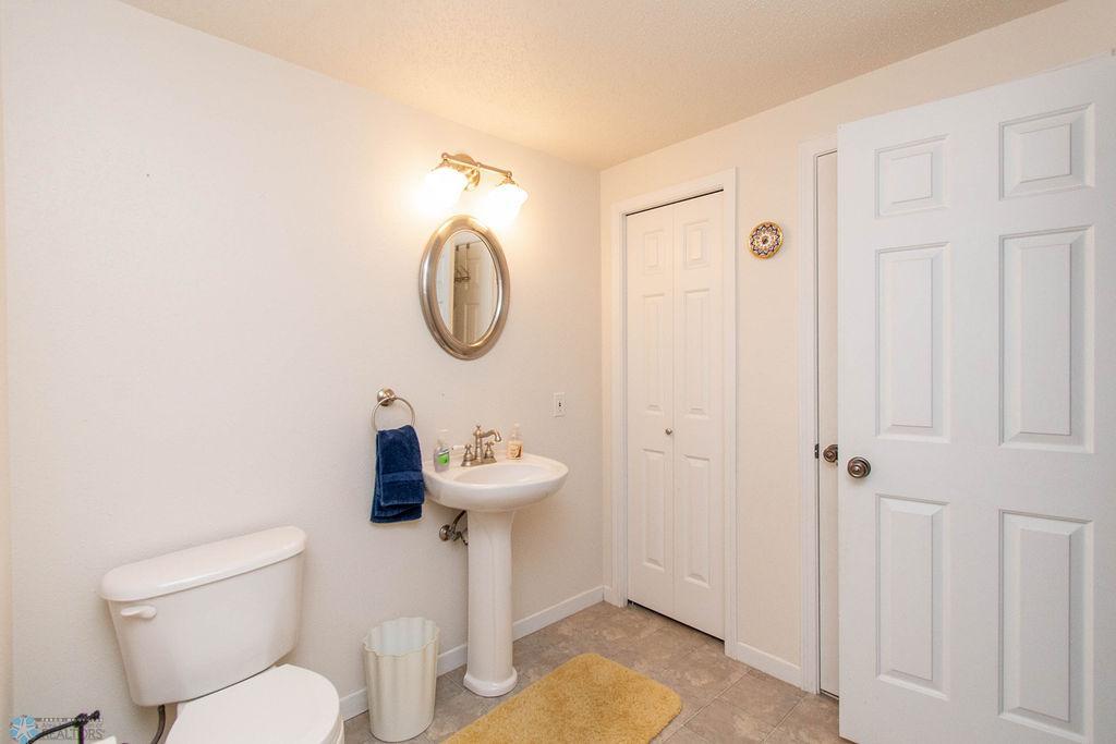 Bathroom 4