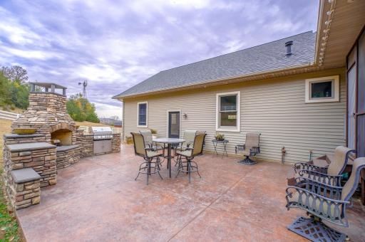 220 WI-65, River Falls, WI 54022