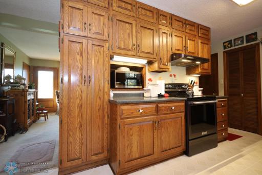 520 W Bend Lane, Alvarado, MN 56710