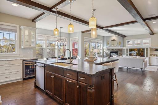 11 Monarch Lane, North Oaks, MN 55127