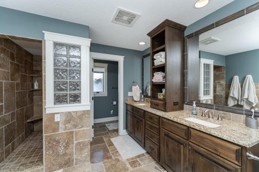 4243 Mayo Woodlands Road SW, Rochester, MN 55902