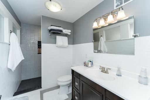 4243 Mayo Woodlands Road SW, Rochester, MN 55902