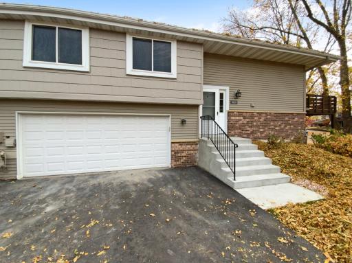 9619 Ensign Circle, Minneapolis, MN 55438